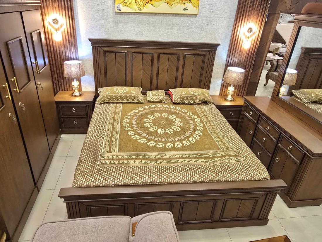 Classic & Tranditional Simple Bed
