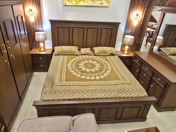 Classic & Tranditional Simple Bed
