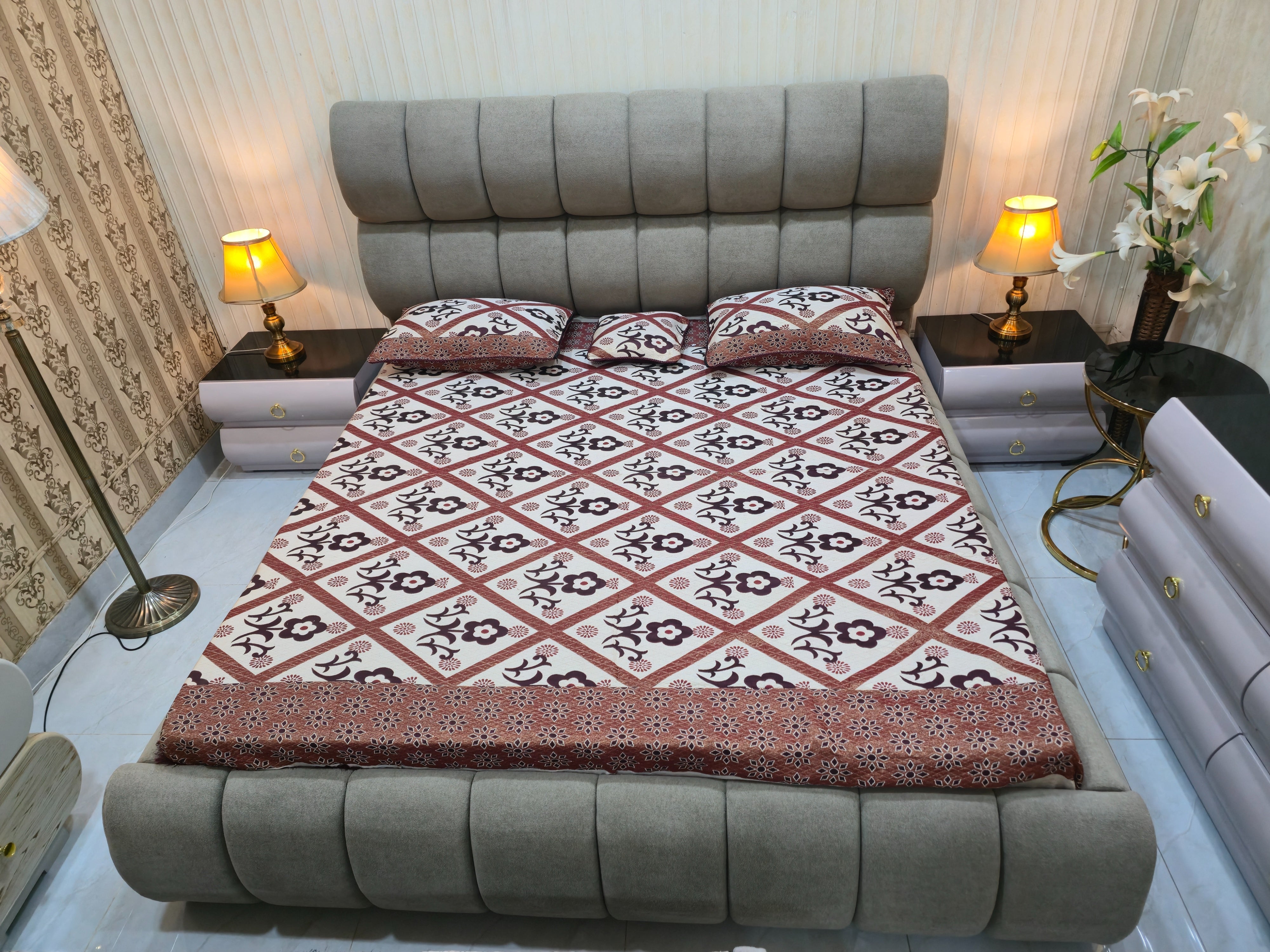 Bubble Channel Bed Set – Luxury Glass-Top LED Vanity Suite