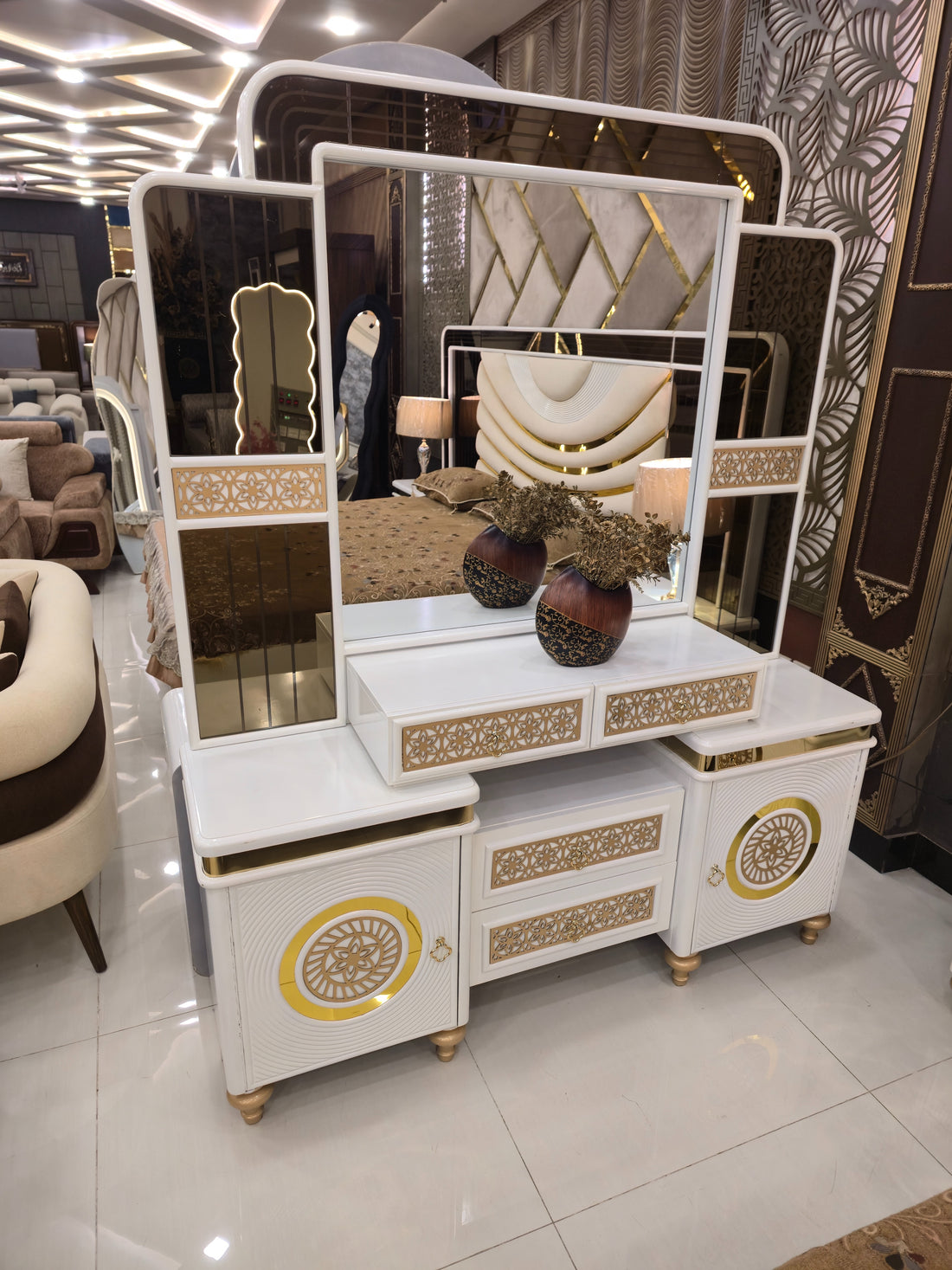 Milanese Luxury Italian Bedroom Set – High-Gloss White & Gold Vanity Suite