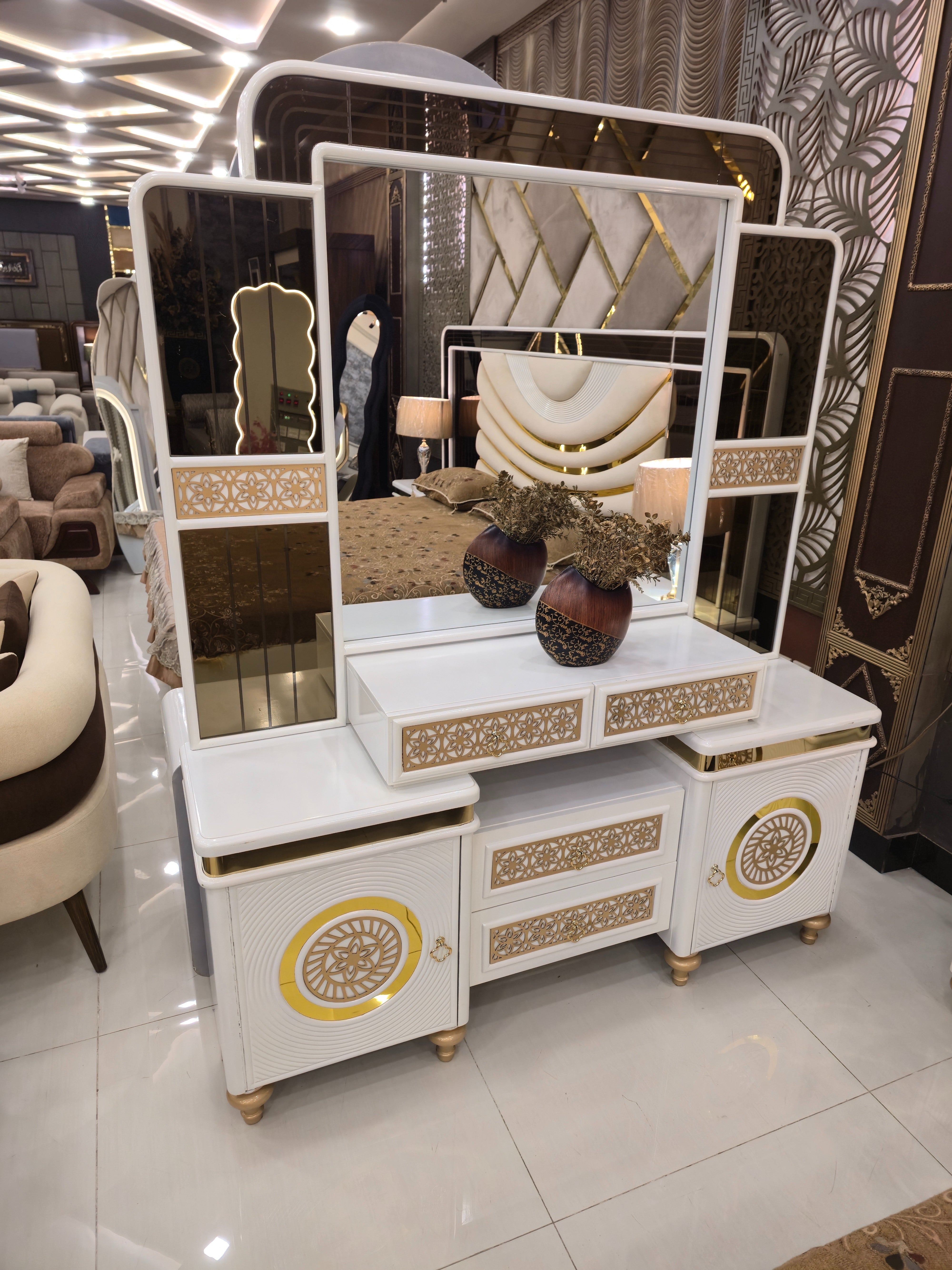 Milanese Luxury Italian Bedroom Set – High-Gloss White & Gold Vanity Suite